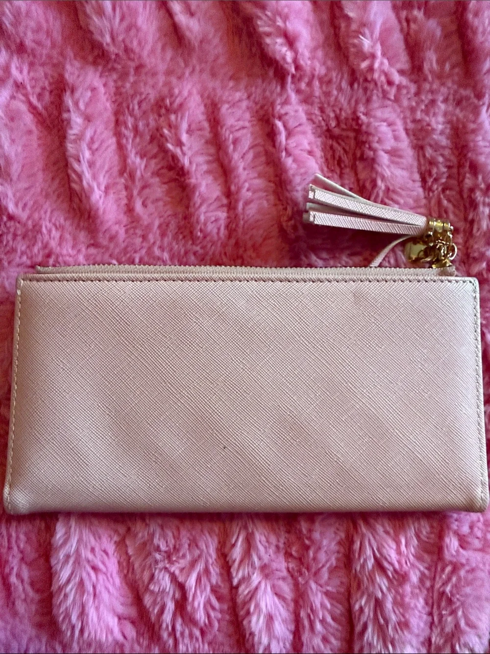 Forever Sunny chic pink